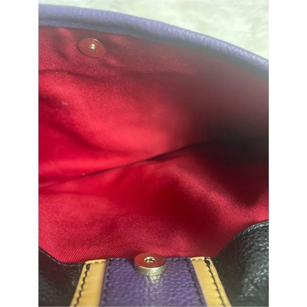 Maxx New York Purple & beige Trim shoulder bag with gold tone hardwares. - Picture 10 of 16